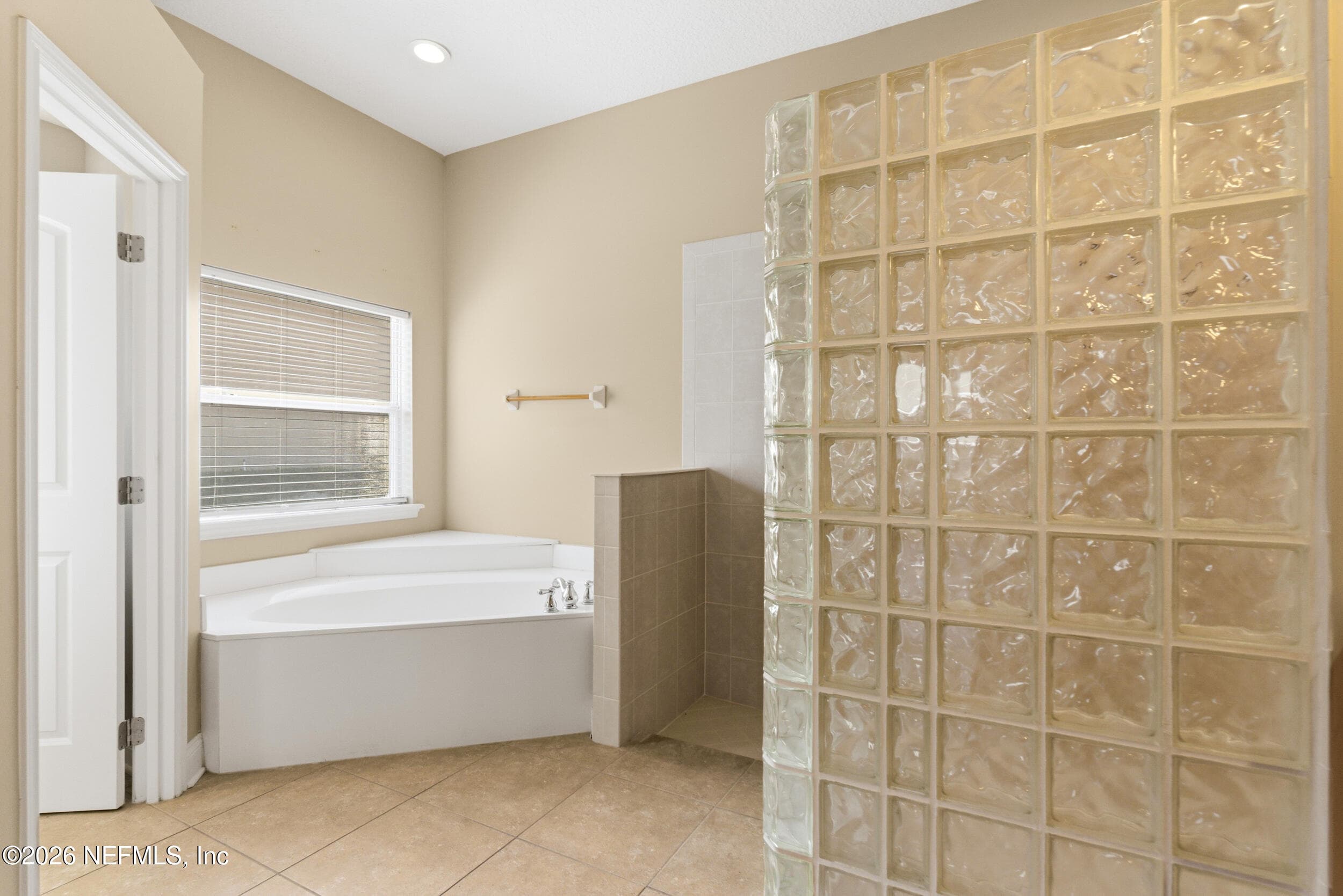 Photo 34 of 14455 CHERRY LAKE Drive W, Jacksonville, FL 32258