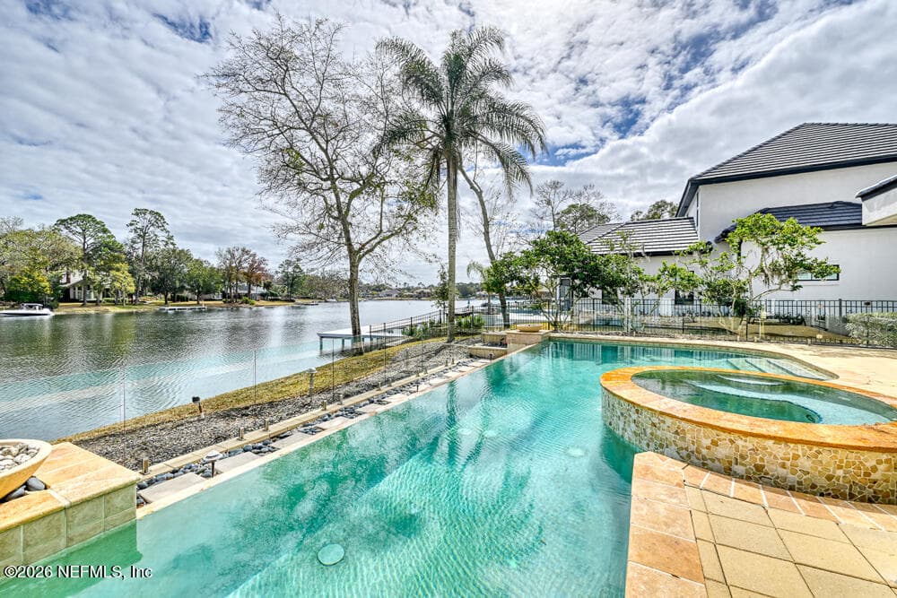 Photo 8 of 781 QUEENS HARBOR Boulevard, Jacksonville, FL 32225