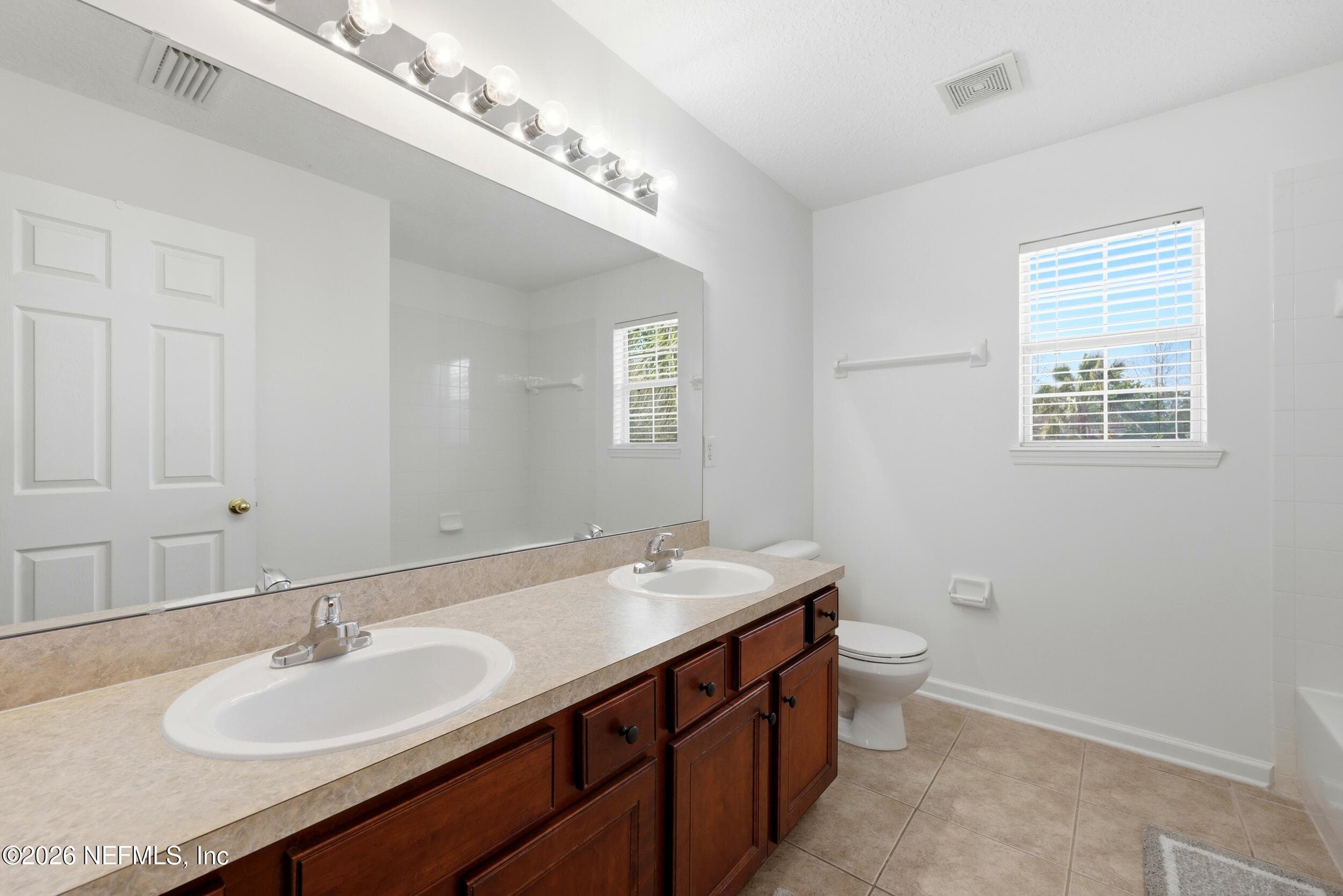 Hall bath — 936 LAS NAVAS Place, St. Augustine, FL 32092