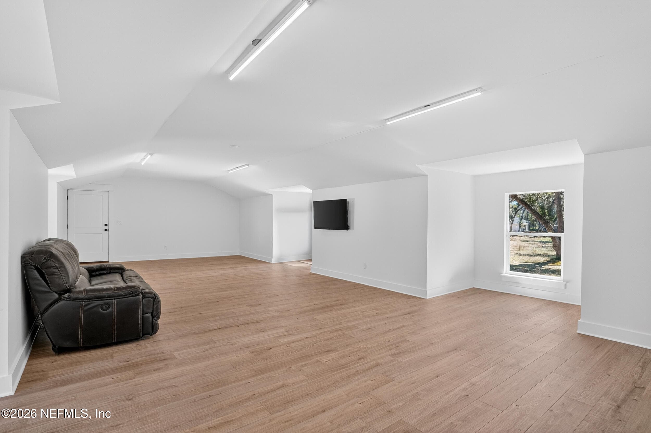 Blank Canvas upstairs suite, plumbing is already ran. — 10800 COUNTY ROAD 13 N, St. Augustine, FL 32092