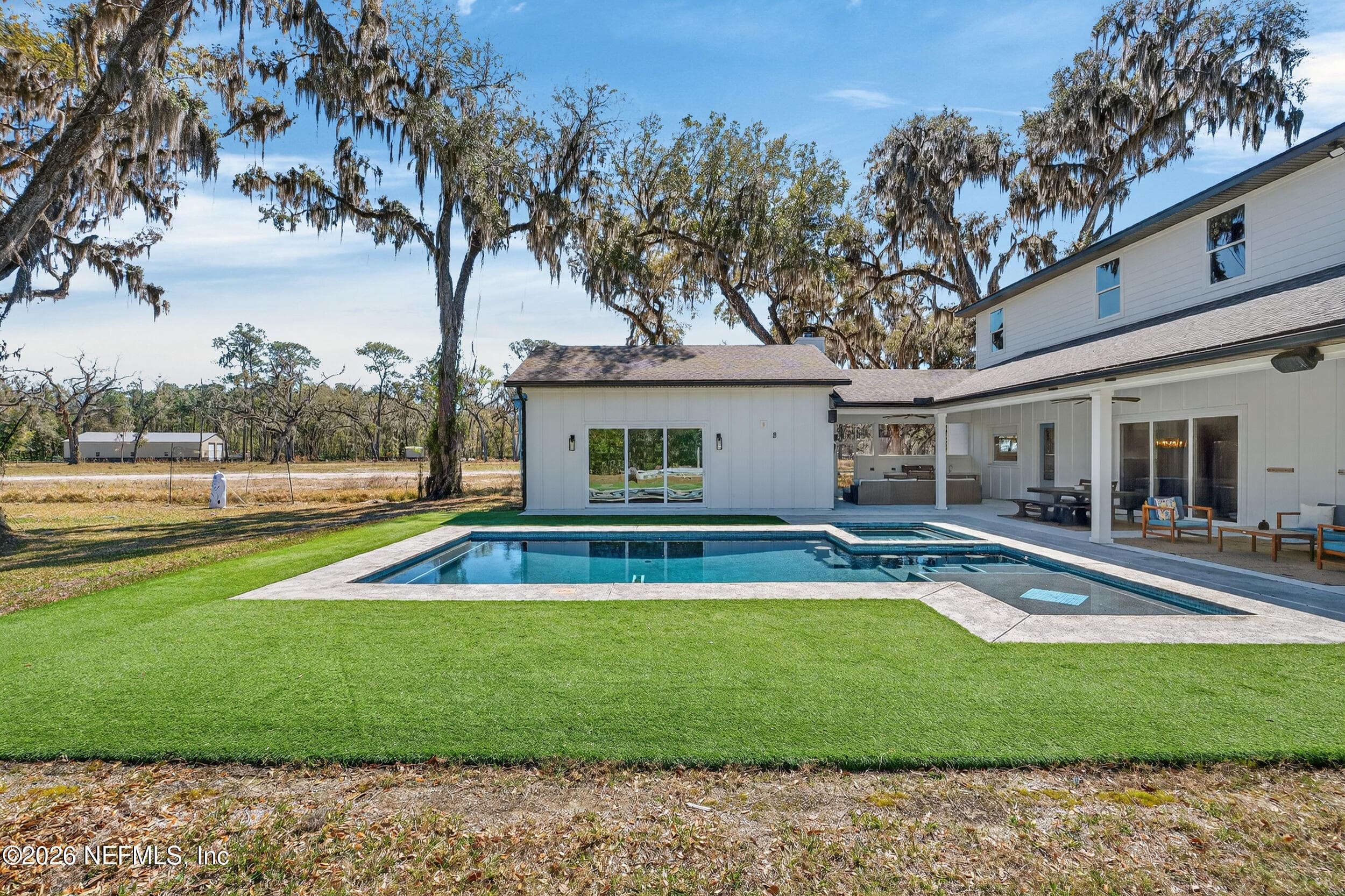 Saltwater pool & spa — 10800 COUNTY ROAD 13 N, St. Augustine, FL 32092