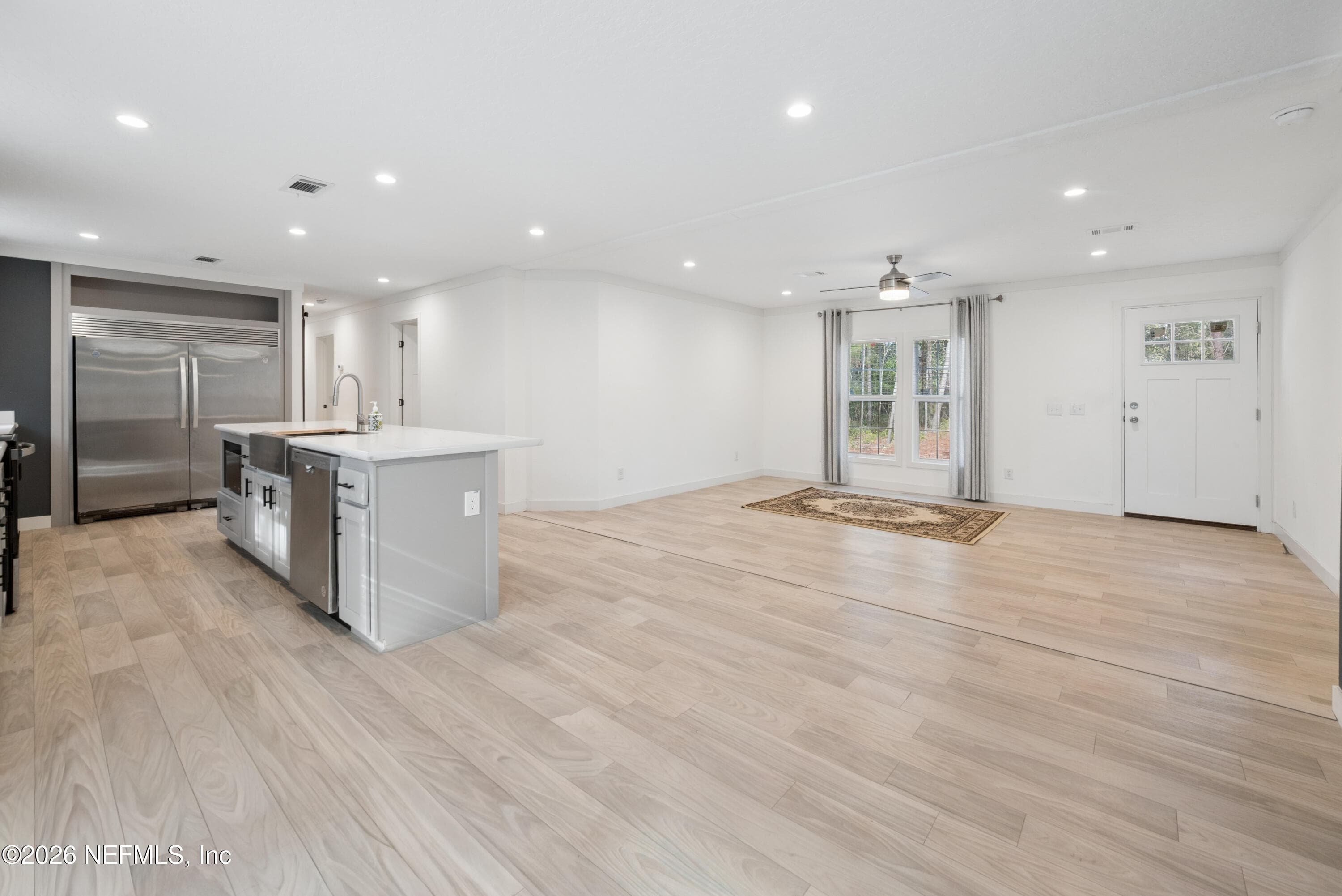 Photo 5 of 7577 HOT SPRINGS Court, Keystone Heights, FL 32656