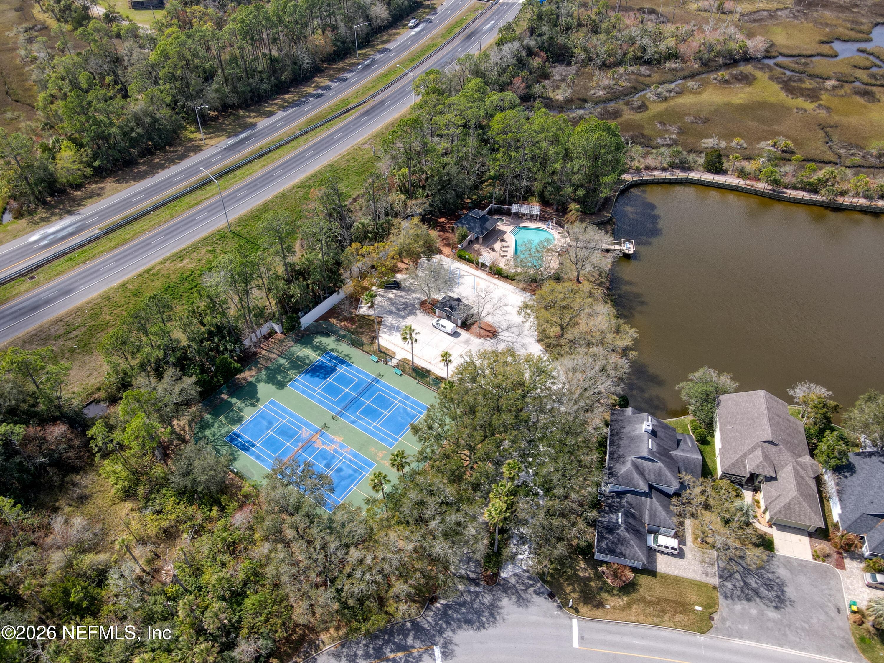 Photo 6 of 1571 BLUE HERON Lane, Jacksonville Beach, FL 32250