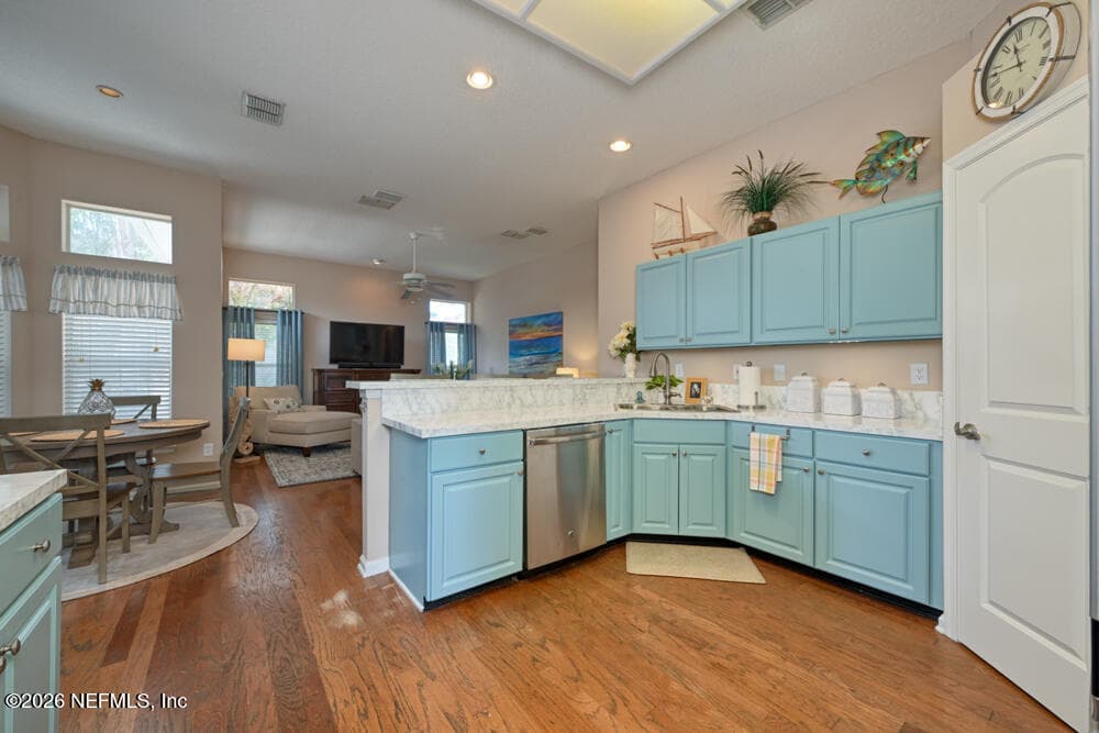 Photo 16 of 1571 BLUE HERON Lane, Jacksonville Beach, FL 32250