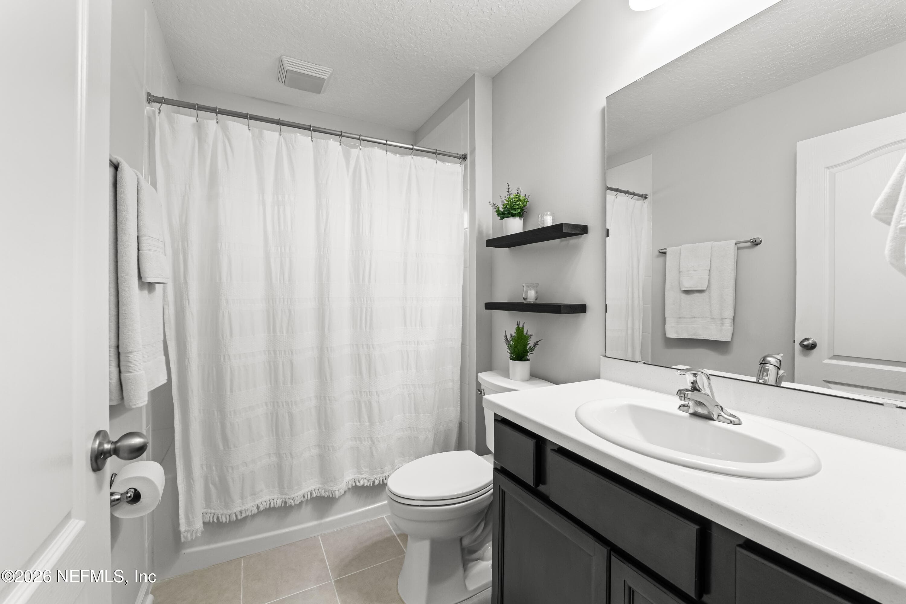 Photo 8 of 86642 SERENITY LAKE Court, Yulee, FL 32097