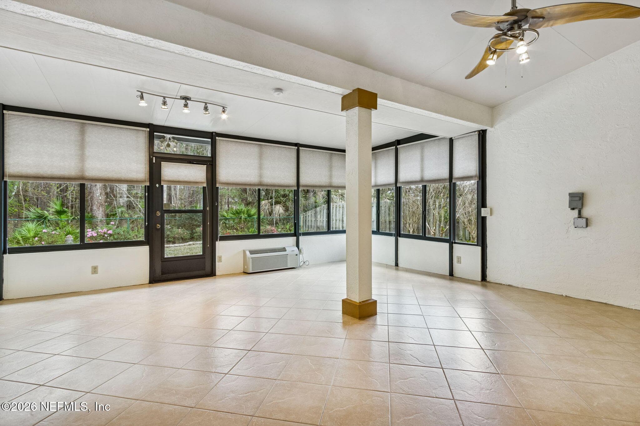 Photo 44 of 881 BUCKEYE Lane W, Jacksonville, FL 32259