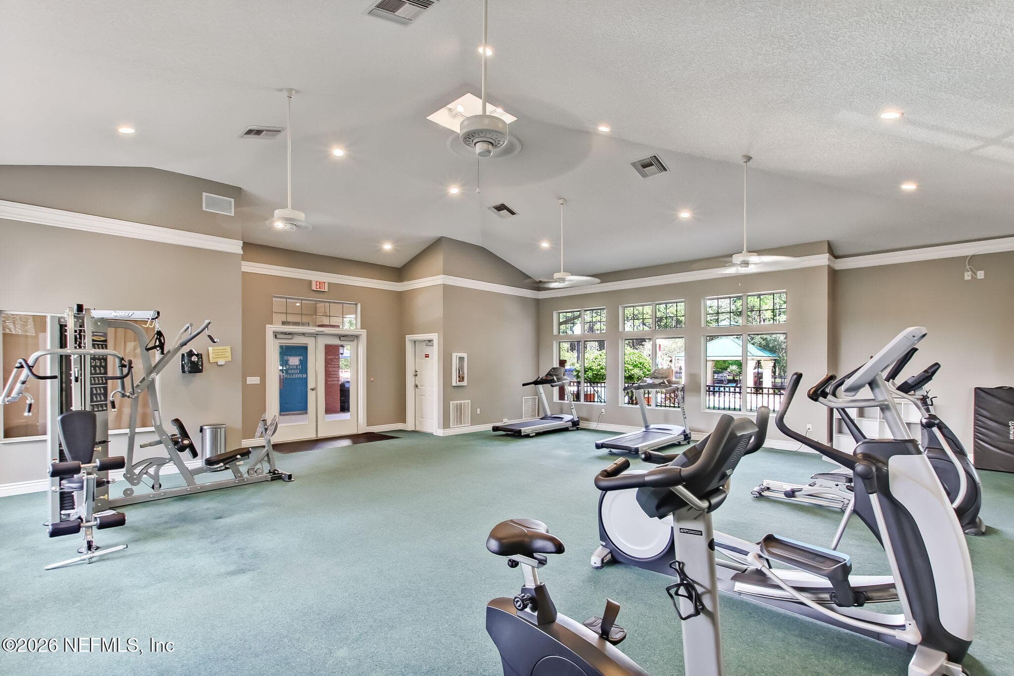 Photo 102 of 881 BUCKEYE Lane W, Jacksonville, FL 32259
