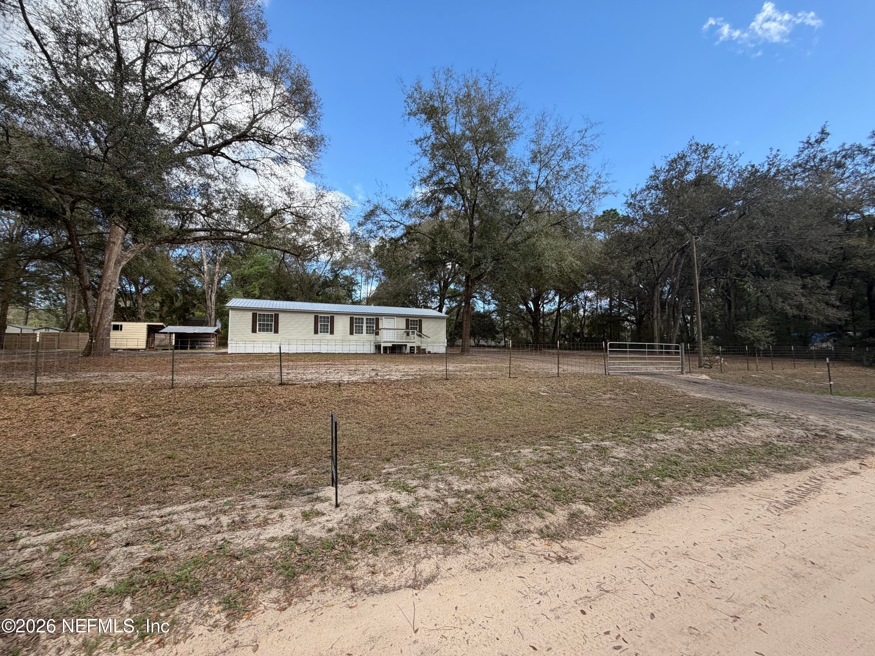 Photo 8 of 204 RABBIT TRACK Road, Satsuma, FL 32189