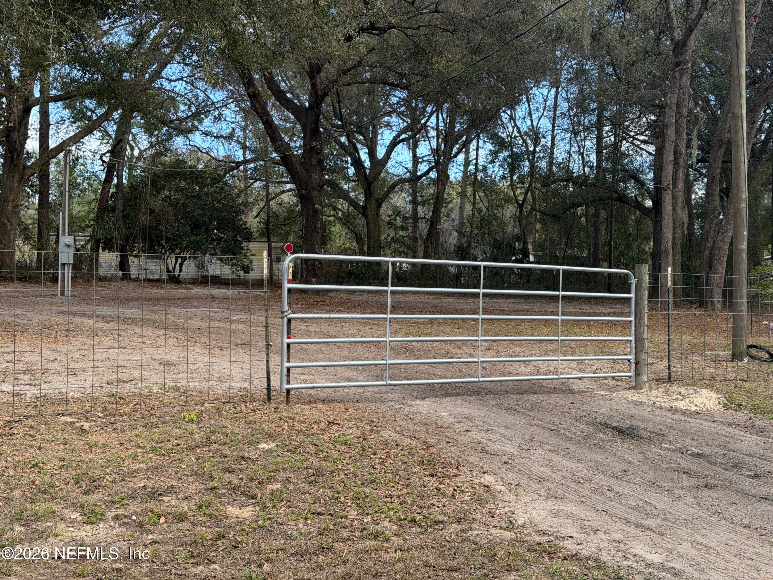 Photo 11 of 204 RABBIT TRACK Road, Satsuma, FL 32189