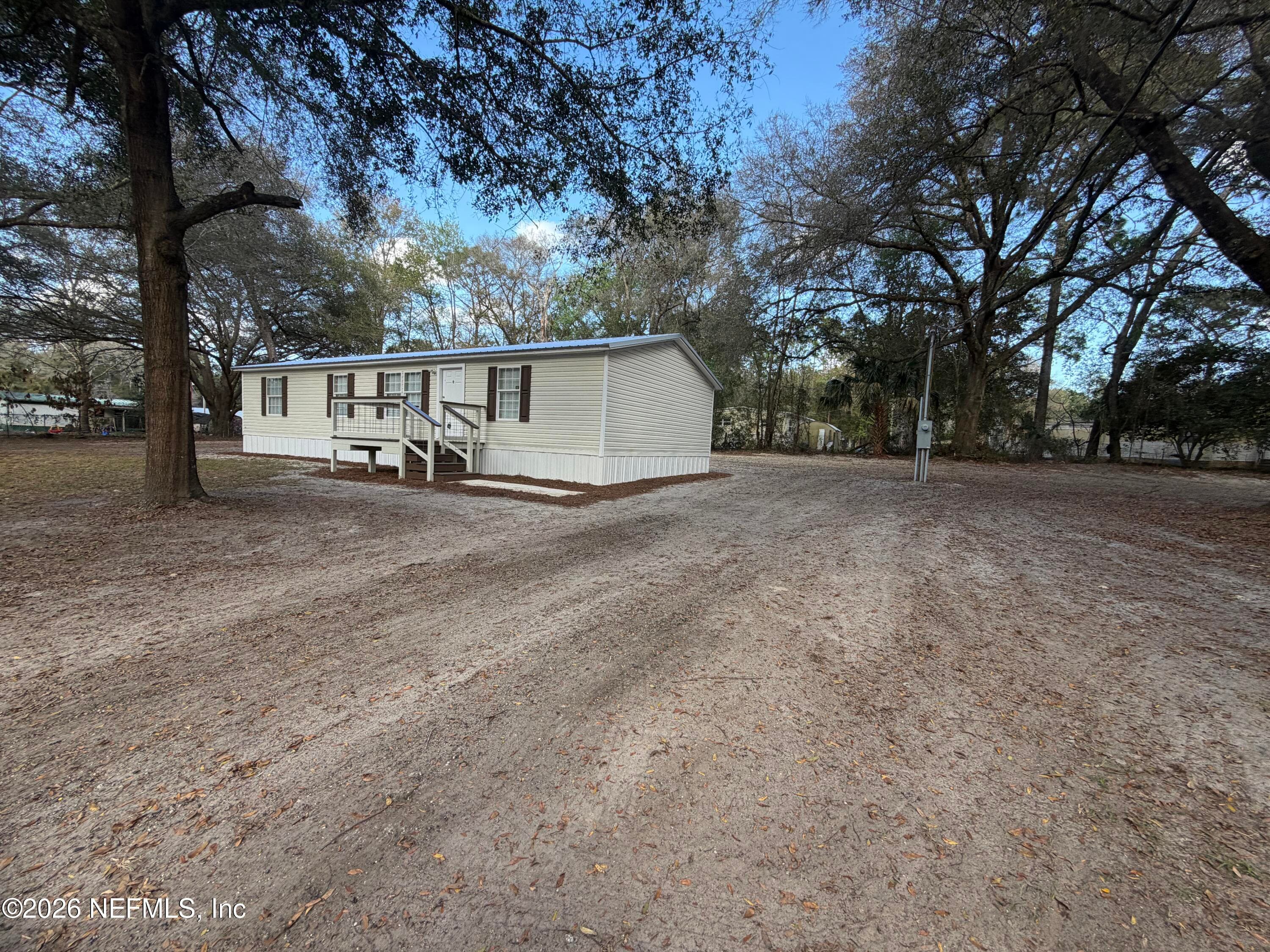 Photo 9 of 204 RABBIT TRACK Road, Satsuma, FL 32189