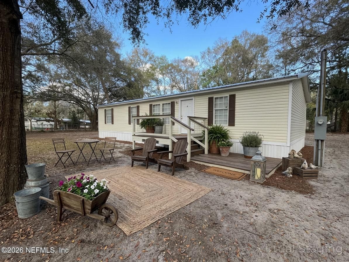 Virtually Staged — 204 RABBIT TRACK Road, Satsuma, FL 32189