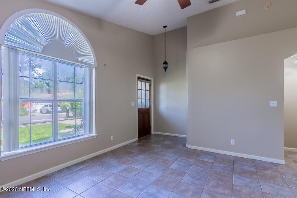 Photo 5 of 1109 HIBISCUS Street, Atlantic Beach, FL 32233