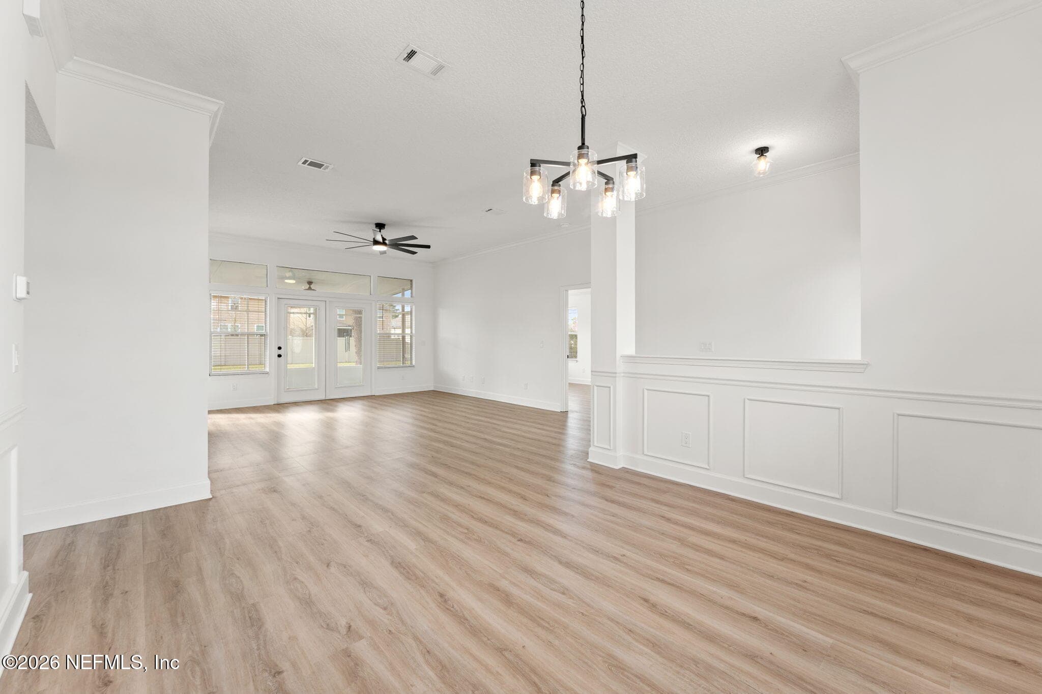 Photo 6 of 15738 NORTHSIDE Drive E, Jacksonville, FL 32218