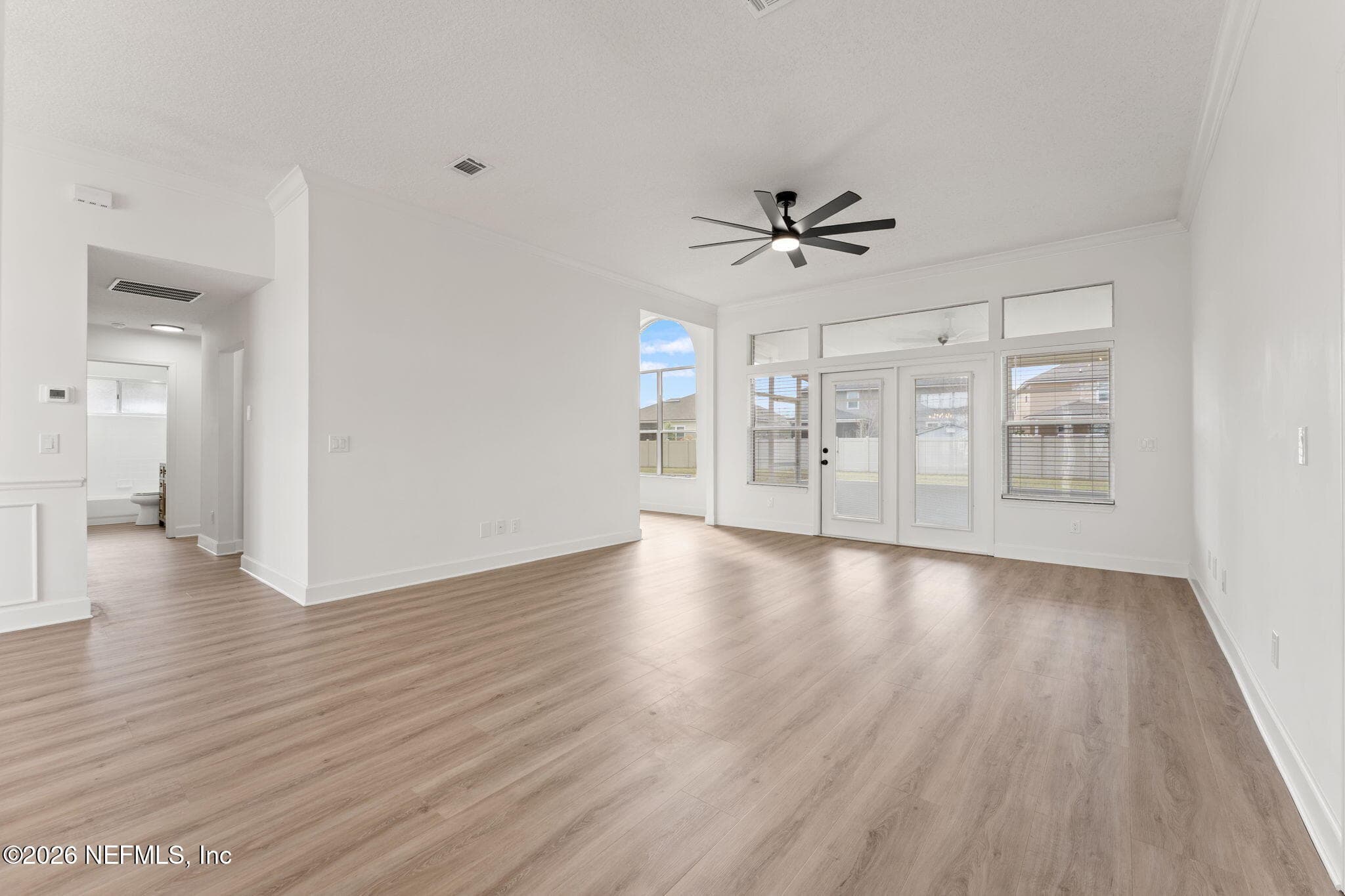 Photo 9 of 15738 NORTHSIDE Drive E, Jacksonville, FL 32218
