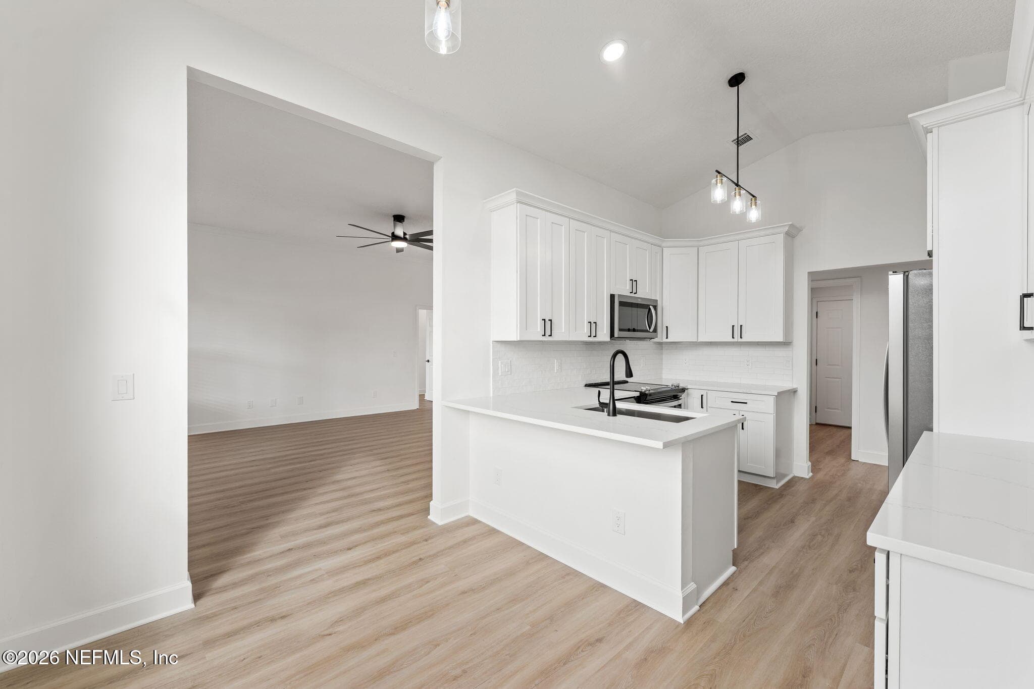 Photo 11 of 15738 NORTHSIDE Drive E, Jacksonville, FL 32218