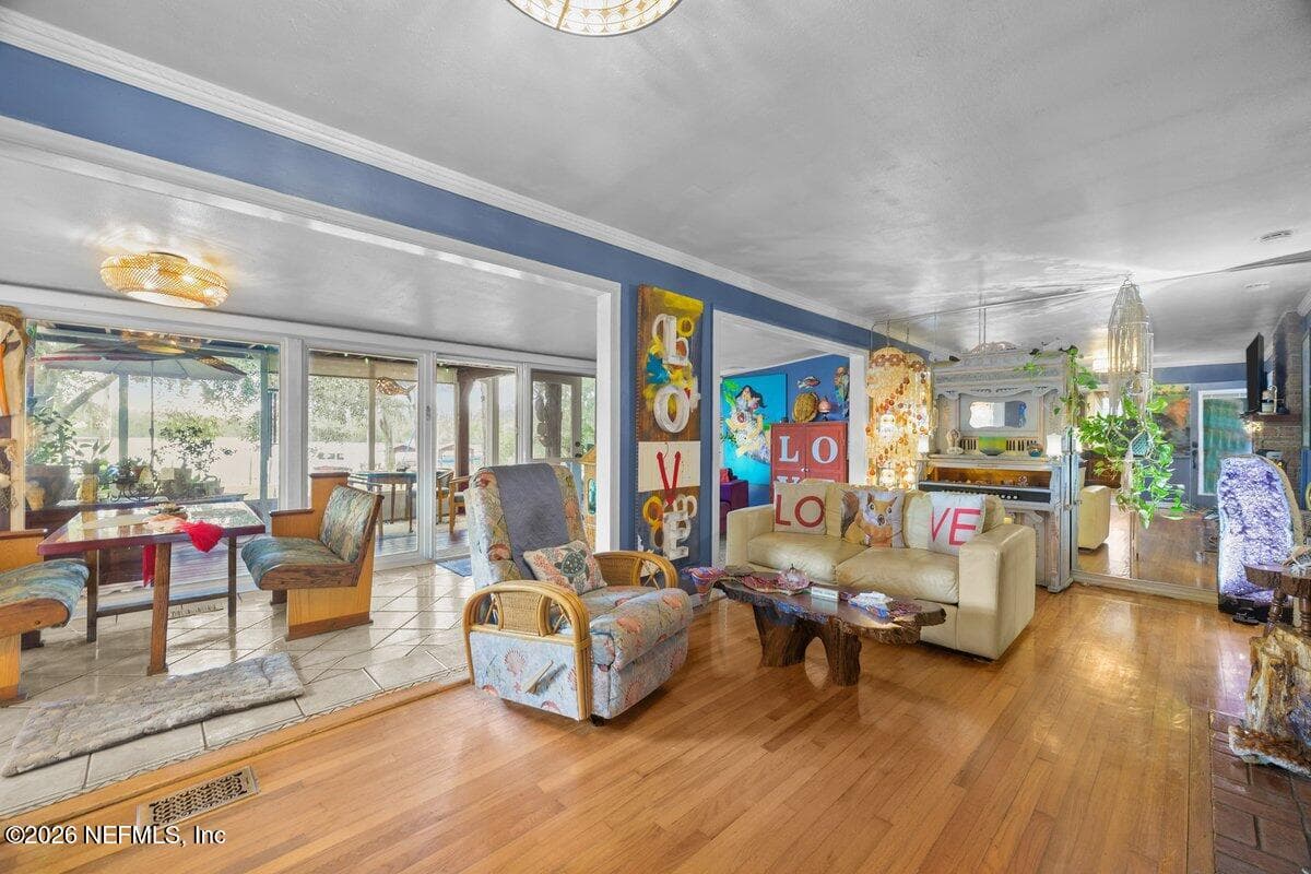 living room — 101 ORANGE Street, Satsuma, FL 32189