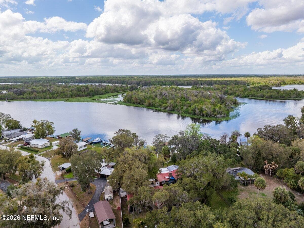 Barrentine Creek and st. Johns river — 101 ORANGE Street, Satsuma, FL 32189