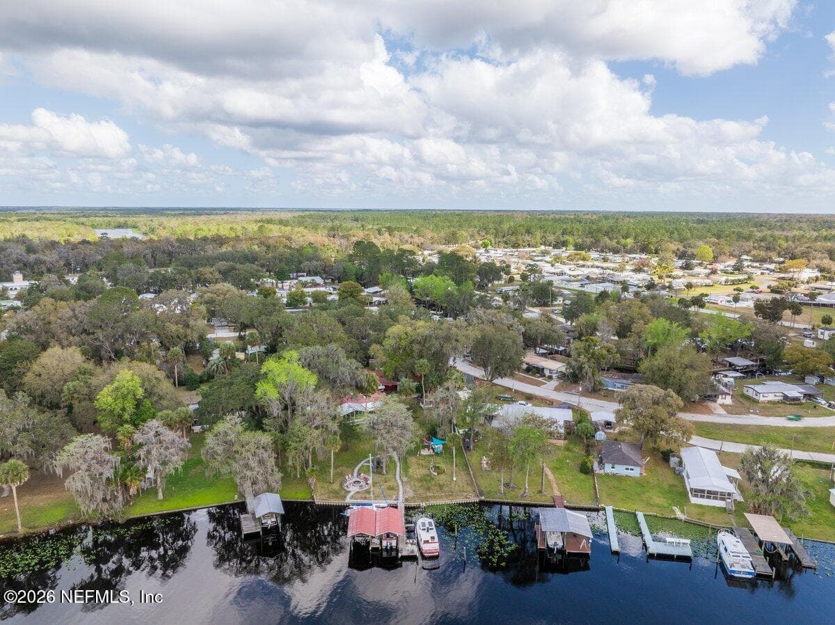 Barrentine Creek and St. Johns River — 101 ORANGE Street, Satsuma, FL 32189