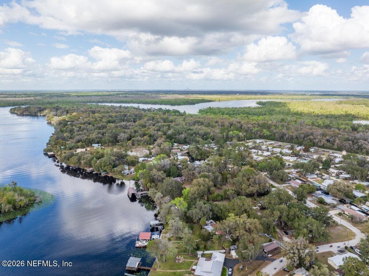 Barrentine Creek and St. Johns River — 101 ORANGE Street, Satsuma, FL 32189