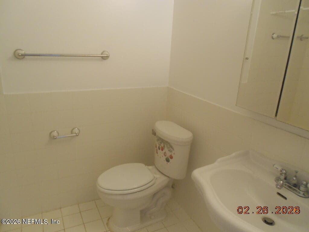 Photo 9 of 5642 PINEBAY Circle S, Jacksonville, FL 32244