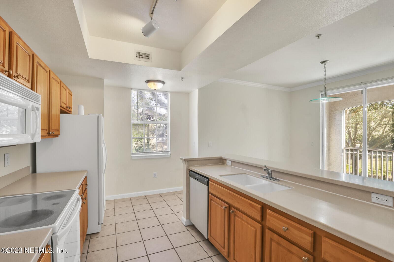 Photo 6 of 10075 GATE Parkway N 503, Jacksonville, FL 32246
