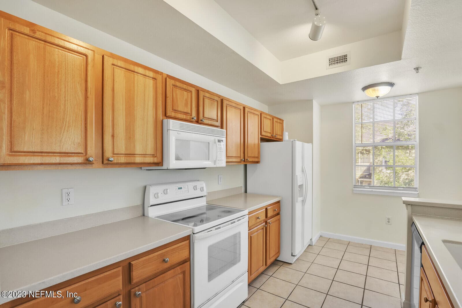 Photo 7 of 10075 GATE Parkway N 503, Jacksonville, FL 32246