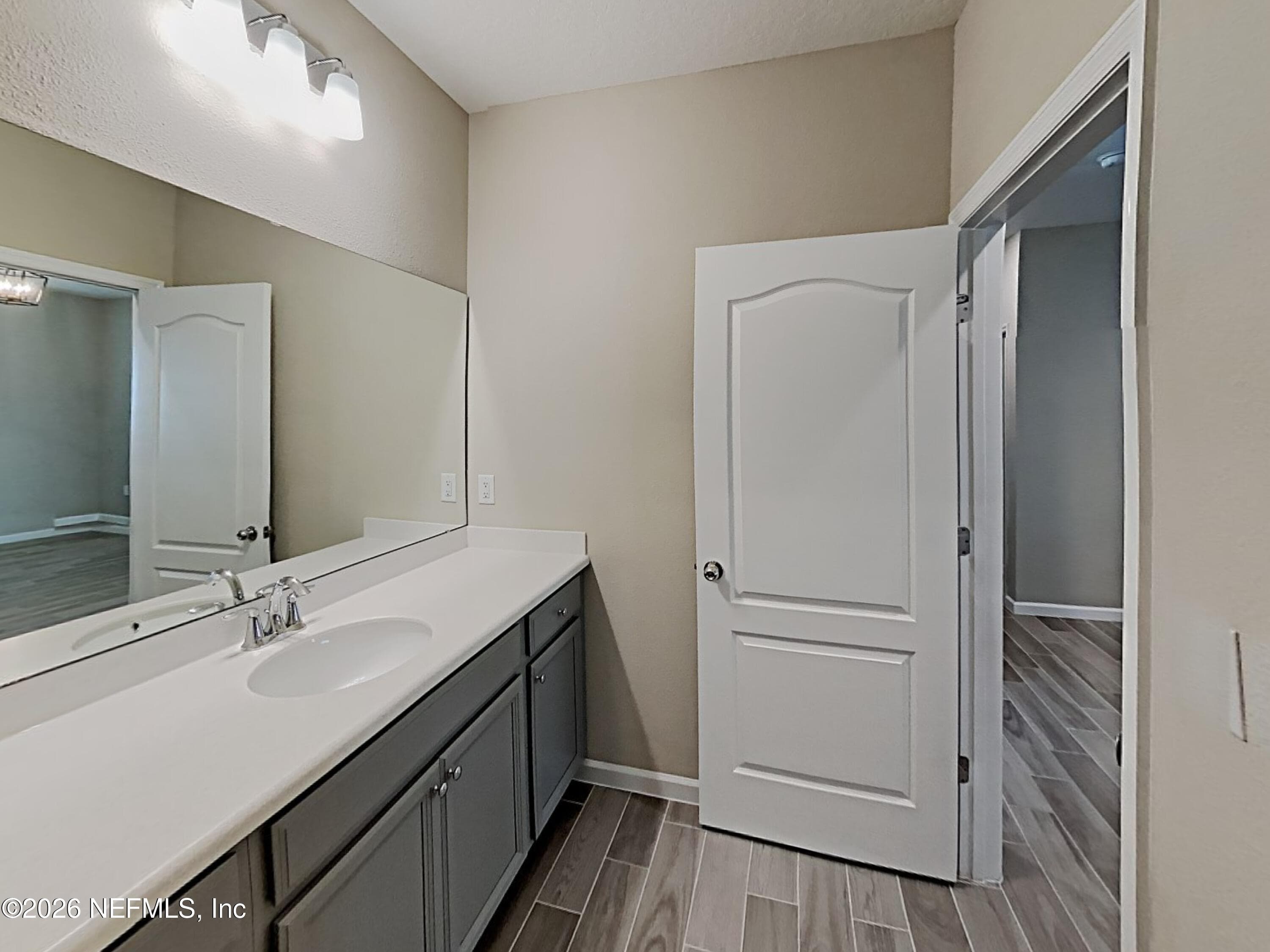 Photo 12 of 1809 MATHEWS MANOR Drive, Jacksonville, FL 32211