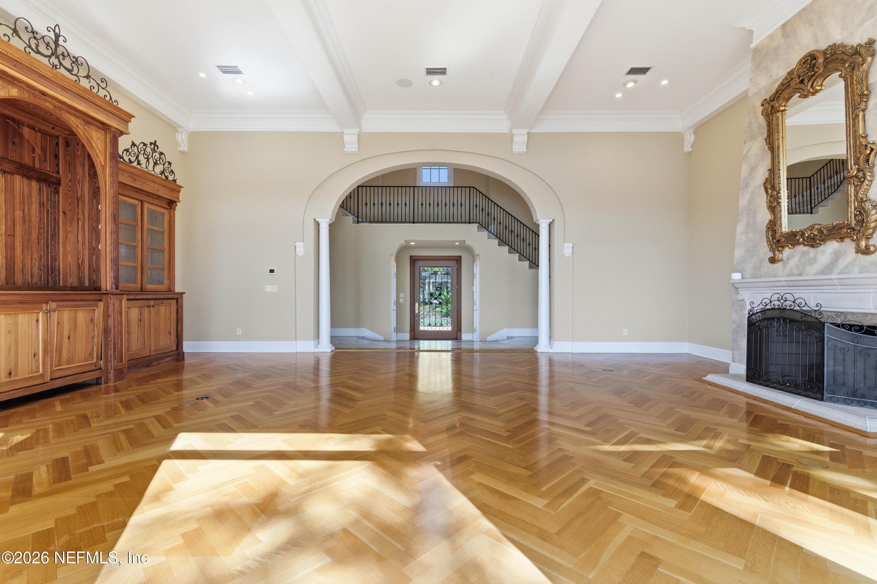 Photo 8 of 1049 SHIPWATCH Drive E, Jacksonville, FL 32225