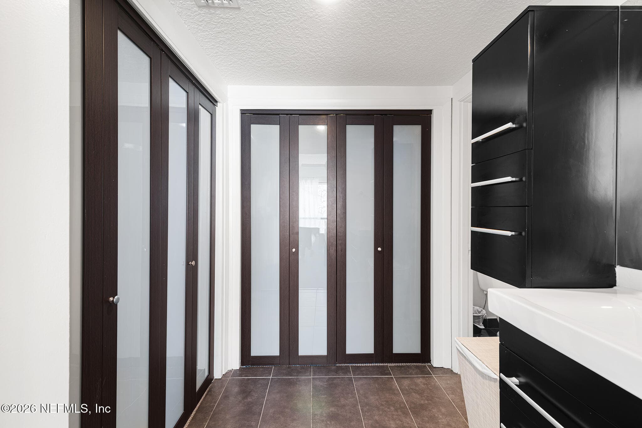Remodeled with custom closets — 10150 LEISURE Lane N 23, Jacksonville, FL 32256