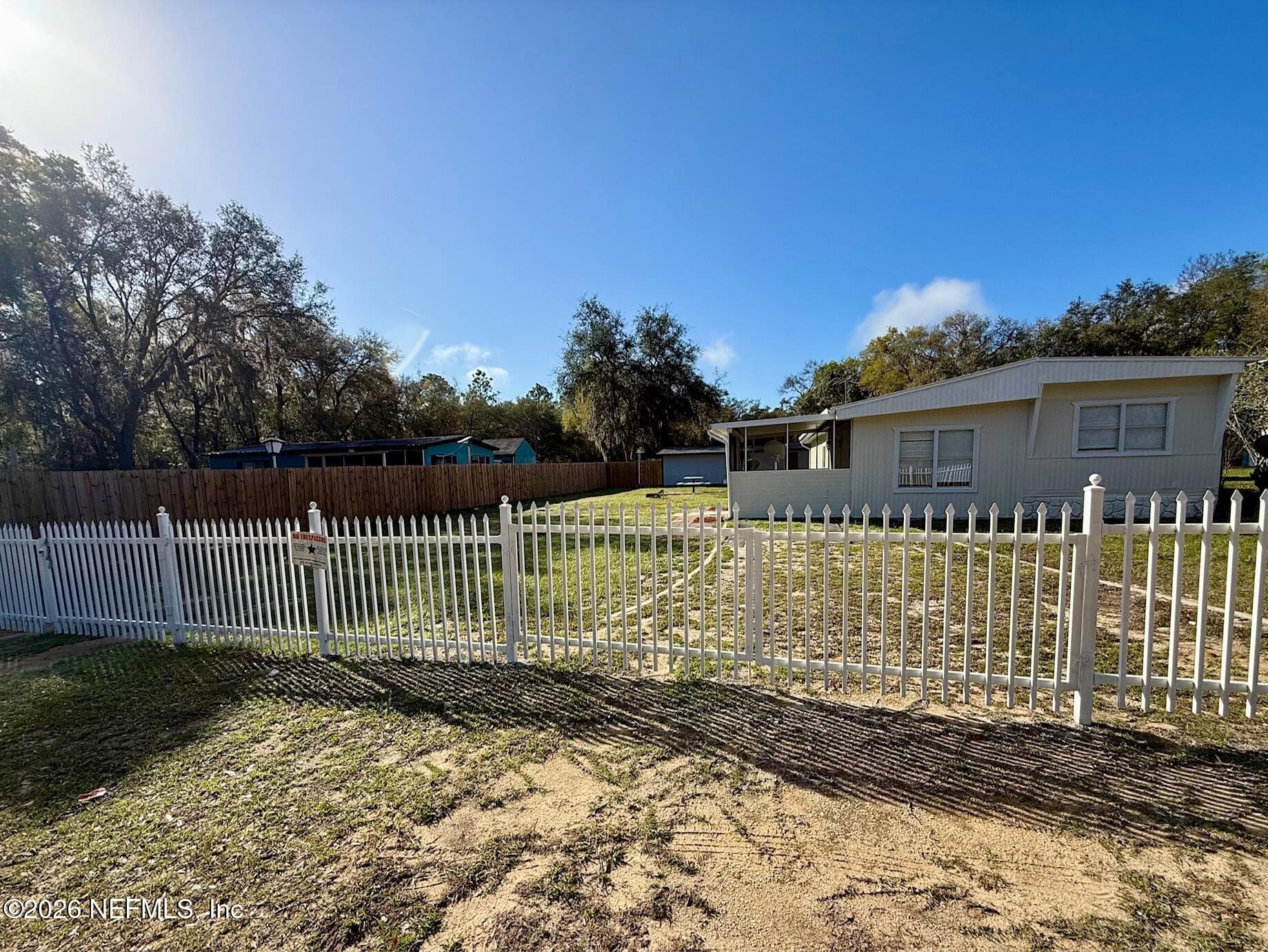 Photo 4 of 109 MARTINDALE Avenue, Interlachen, FL 32148