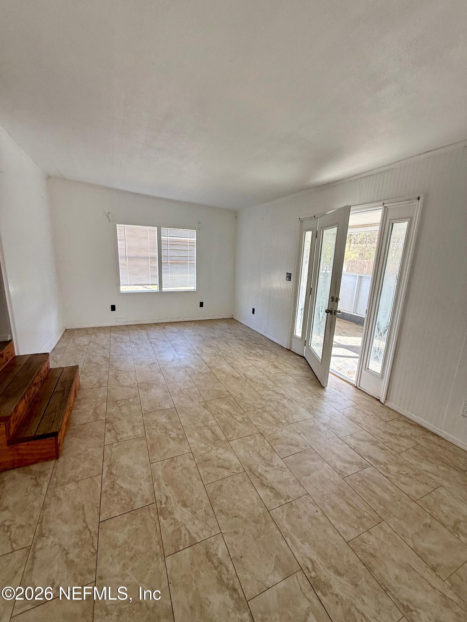 Photo 7 of 109 MARTINDALE Avenue, Interlachen, FL 32148