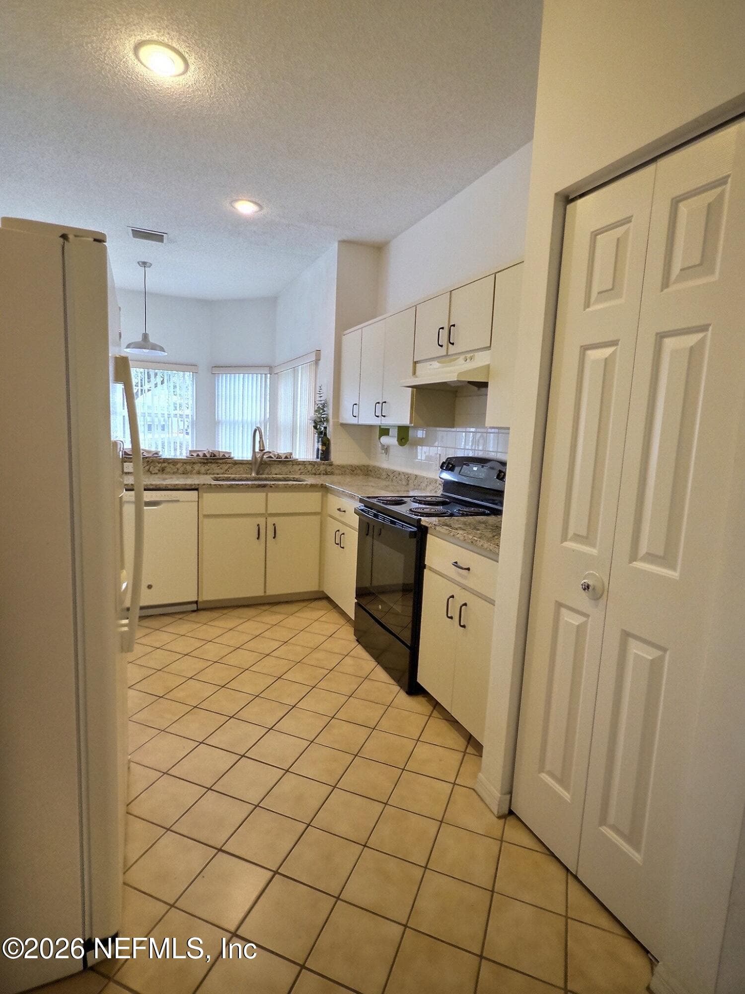 Kitchen — 6 MONTAUK Court, Palm Coast, FL 32164