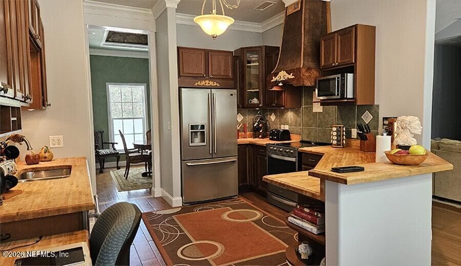 Photo 9 of 200 MOCKINGBIRD Court, Georgetown, FL 32139
