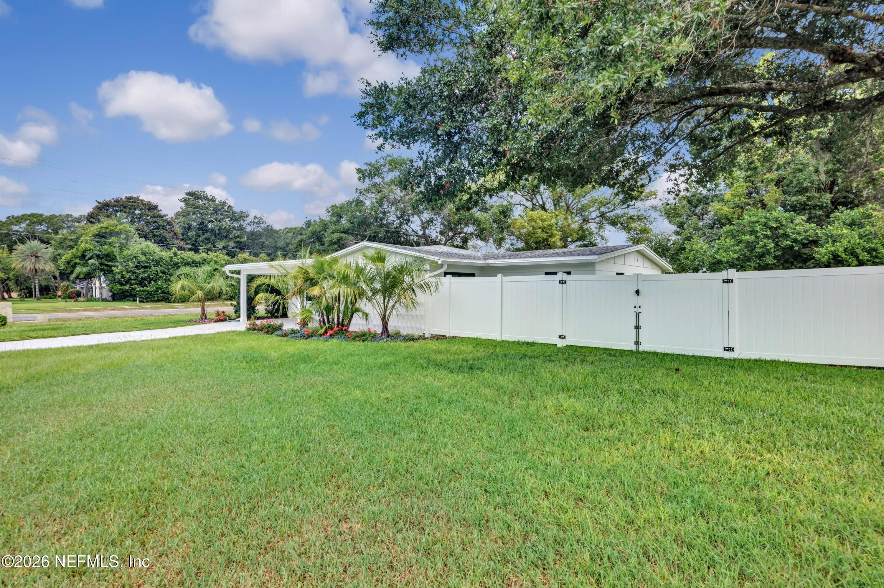 Photo 3 of 1124 OCEANWOOD Drive S, Neptune Beach, FL 32266
