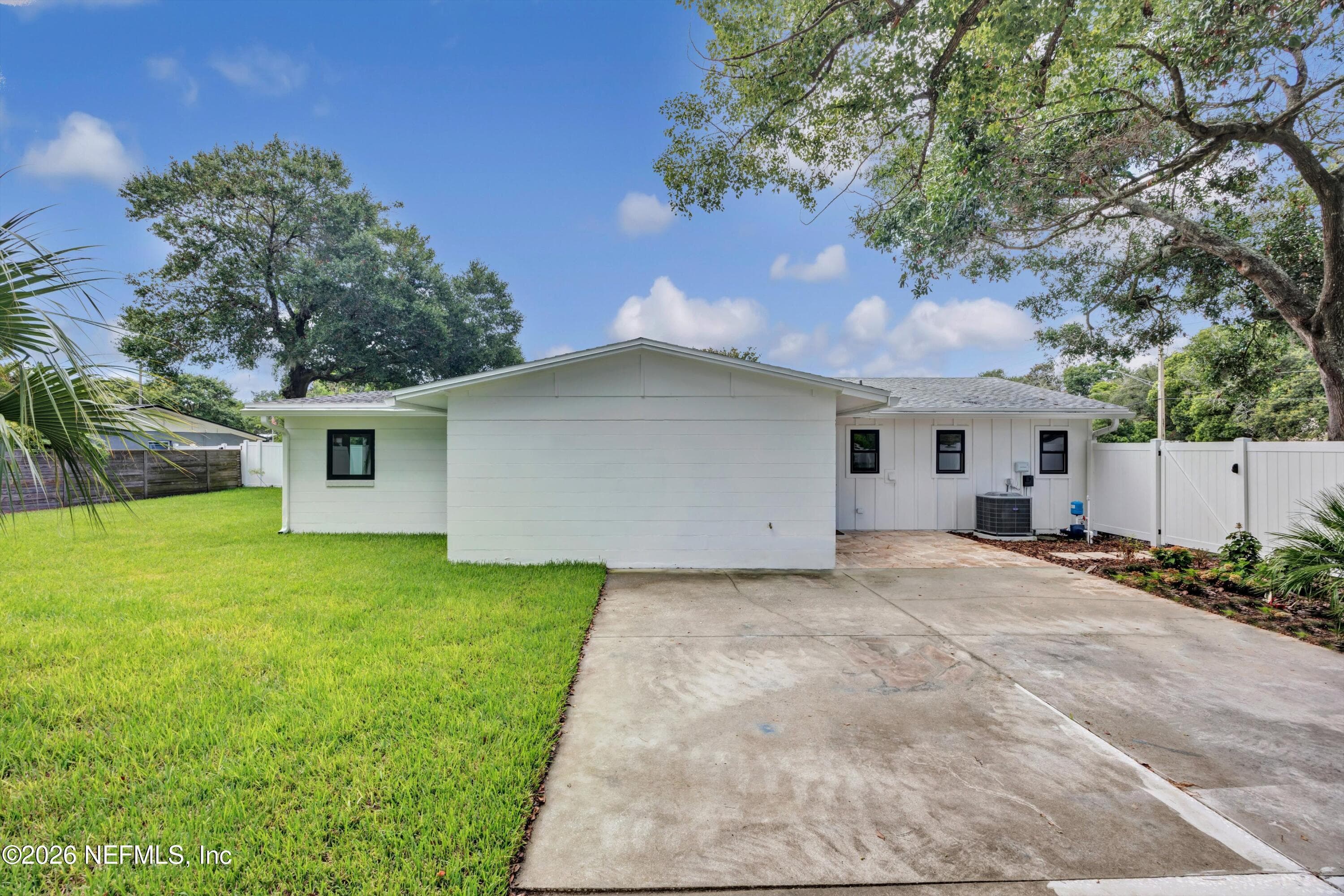 Photo 51 of 1124 OCEANWOOD Drive S, Neptune Beach, FL 32266