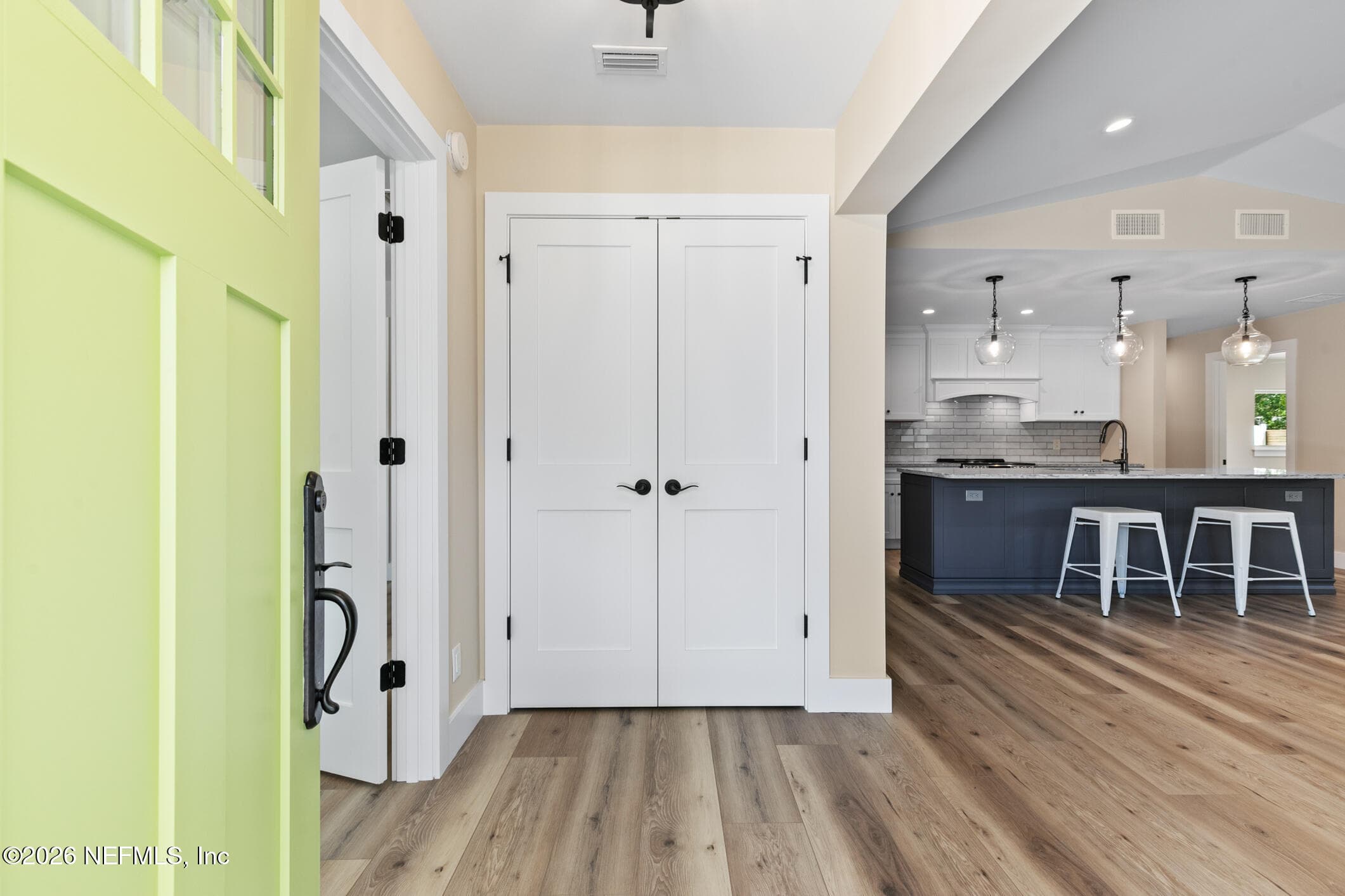 Photo 7 of 1124 OCEANWOOD Drive S, Neptune Beach, FL 32266