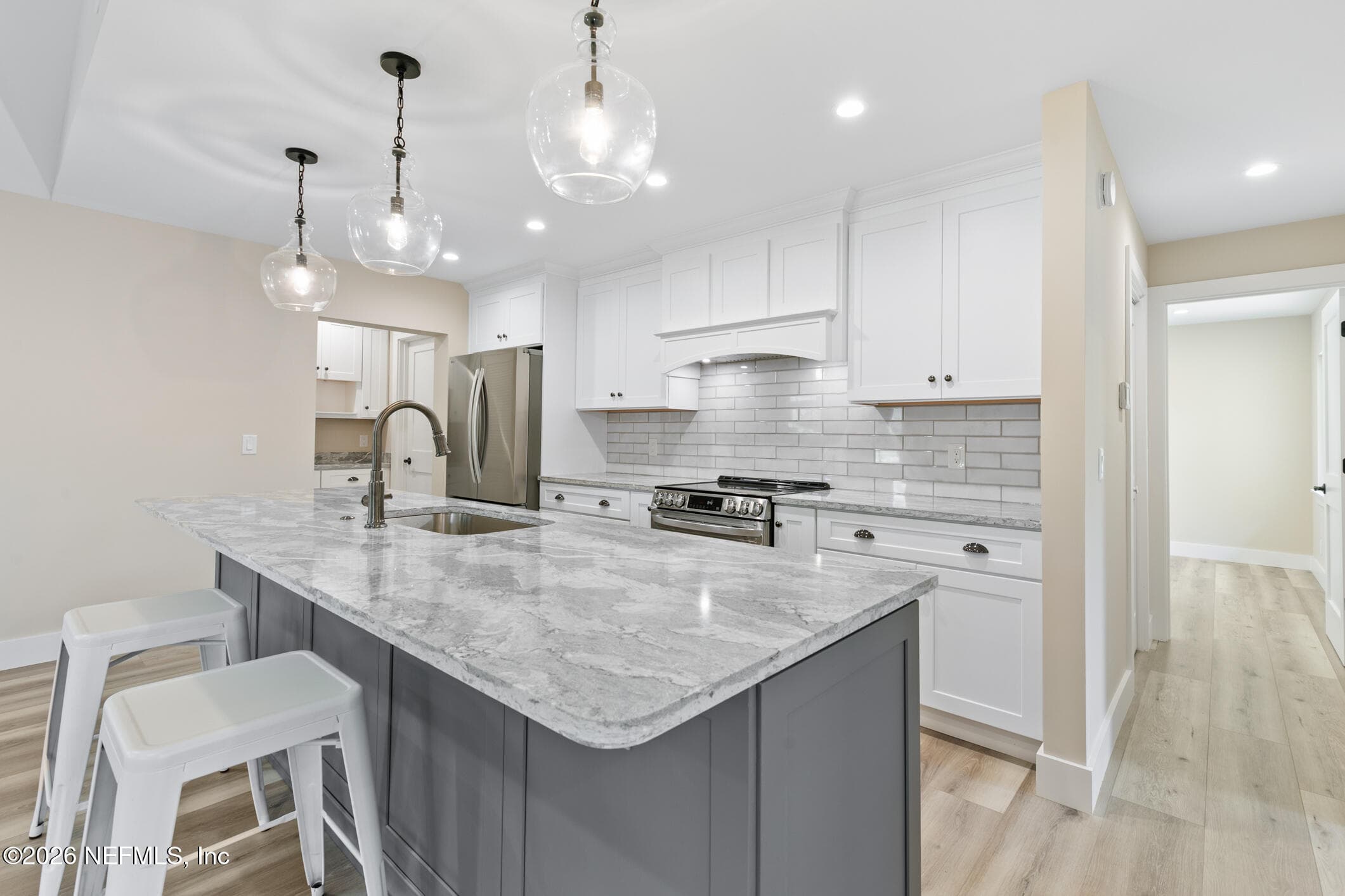 Photo 11 of 1124 OCEANWOOD Drive S, Neptune Beach, FL 32266