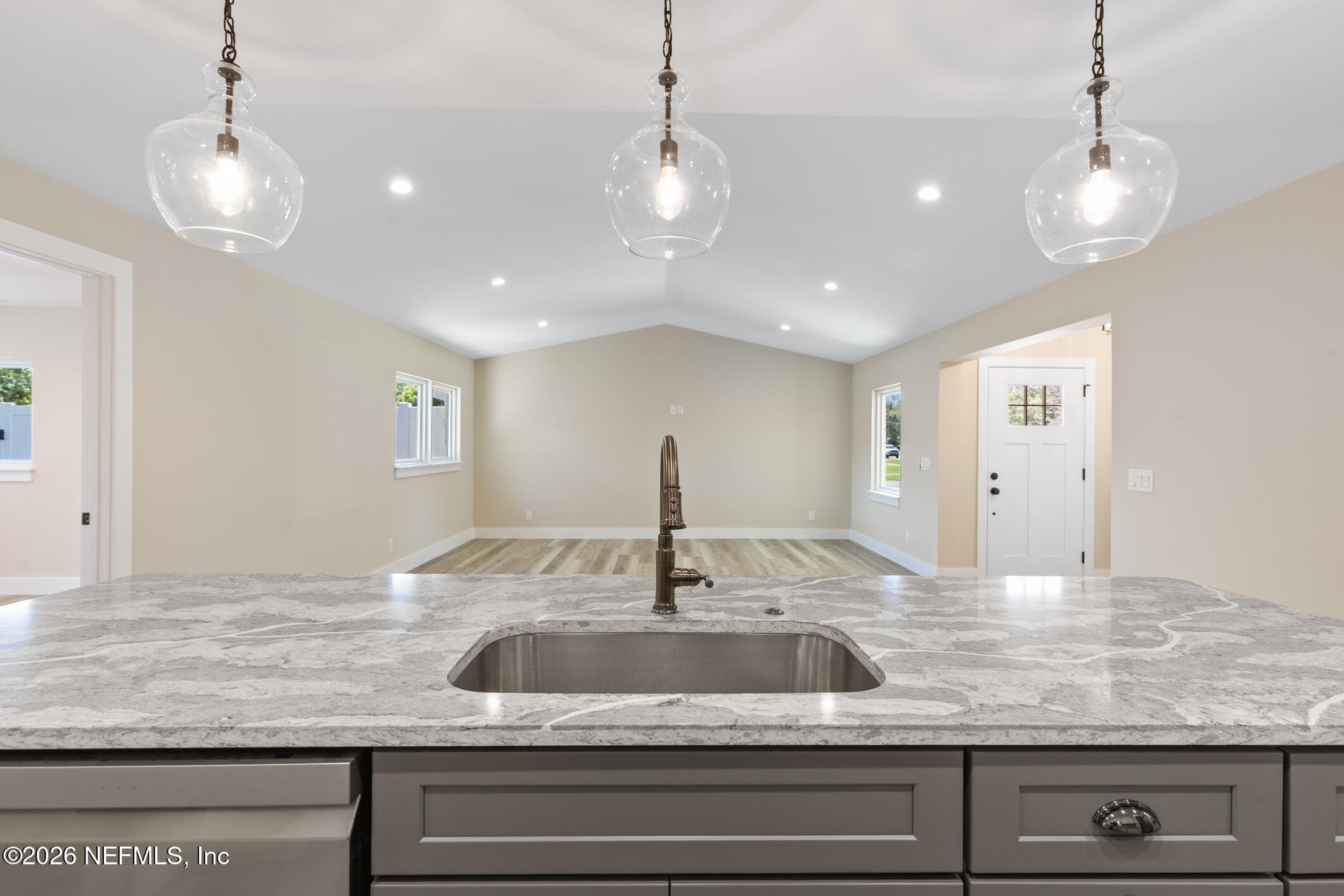 Photo 14 of 1124 OCEANWOOD Drive S, Neptune Beach, FL 32266