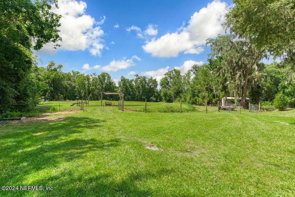 Photo 4 of 1242 KING JAMES Place, Jacksonville, FL 32218