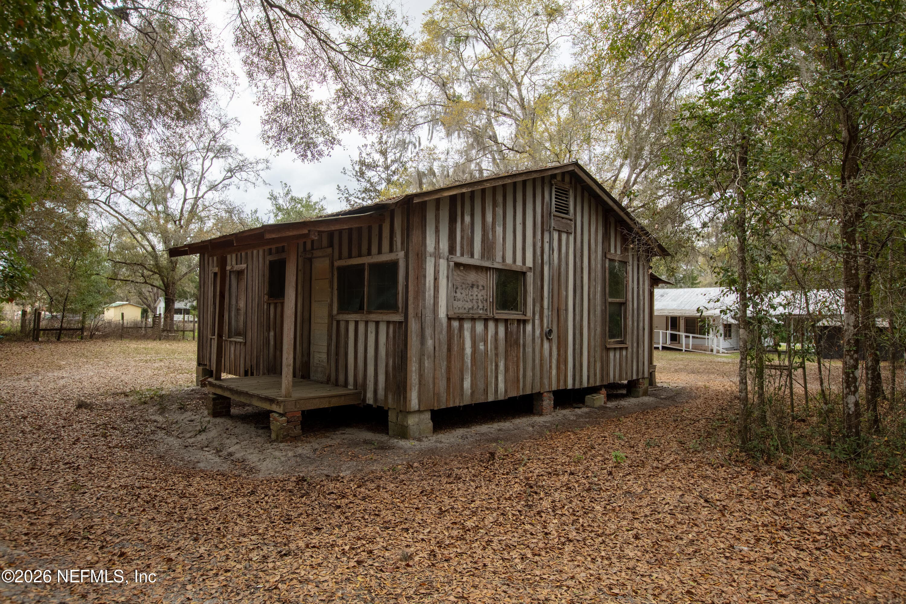 Photo 47 of 412 S COUNTY ROAD 21, Hawthorne, FL 32640