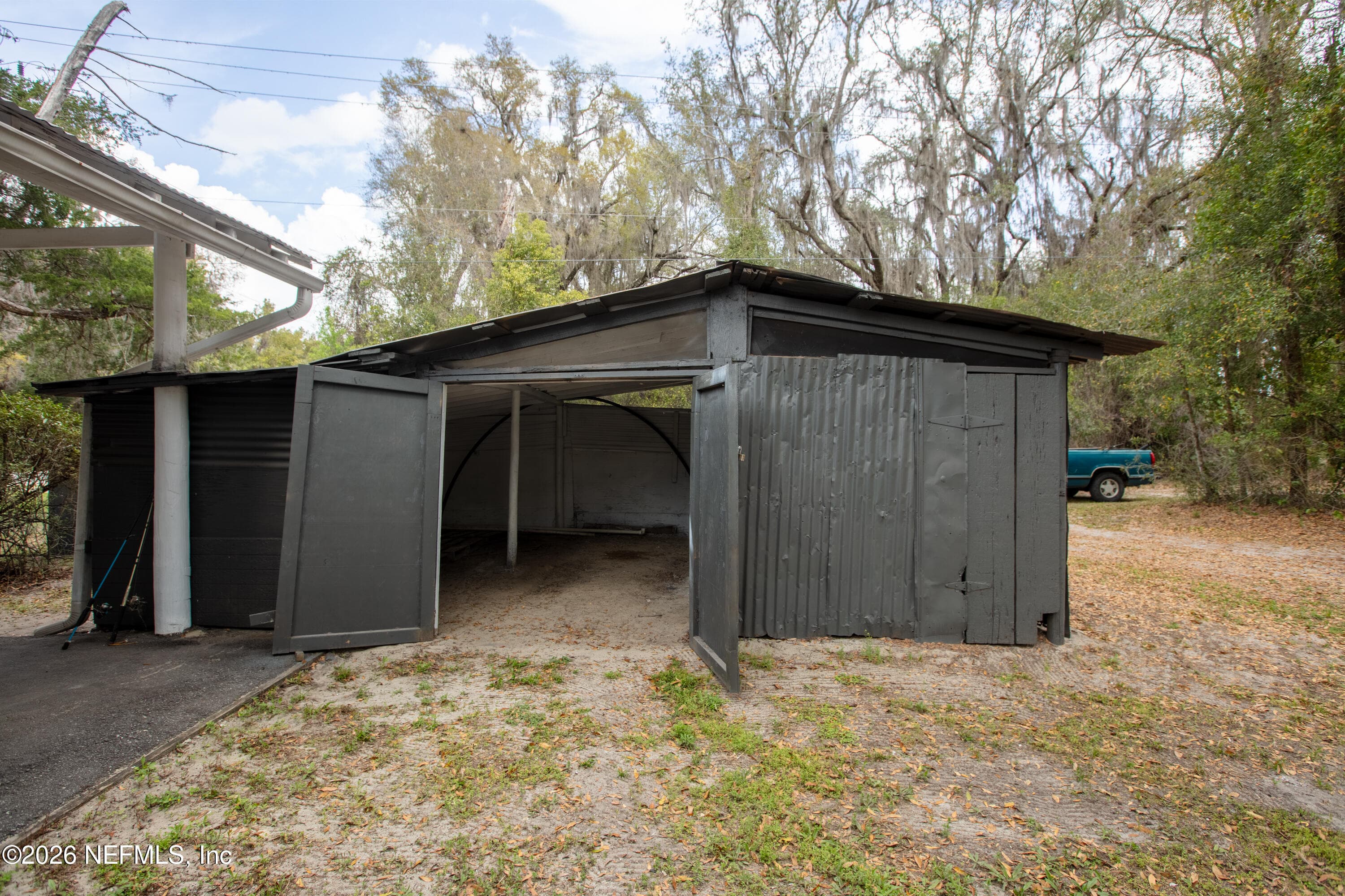 Photo 65 of 412 S COUNTY ROAD 21, Hawthorne, FL 32640