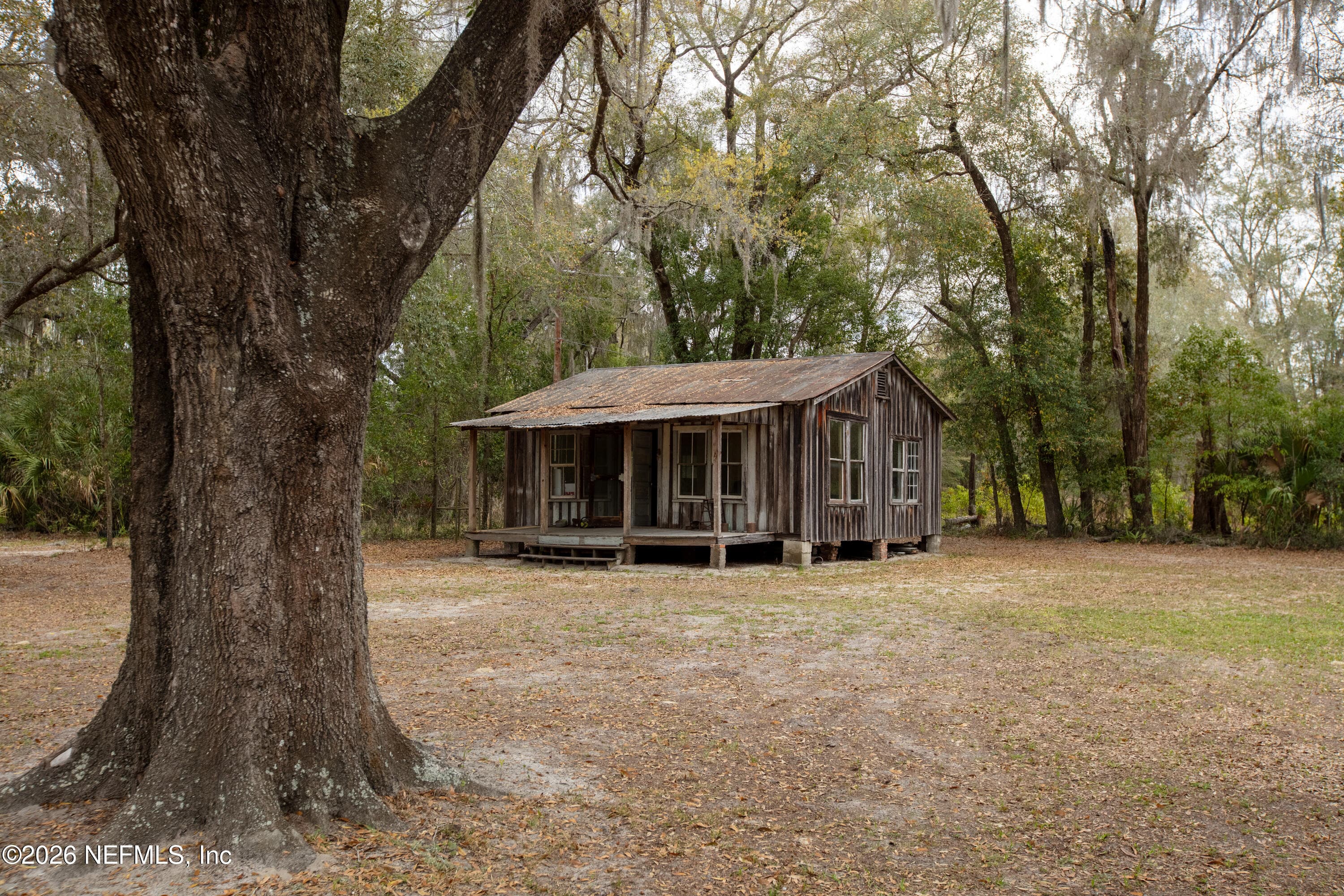 Photo 43 of 412 S COUNTY ROAD 21, Hawthorne, FL 32640