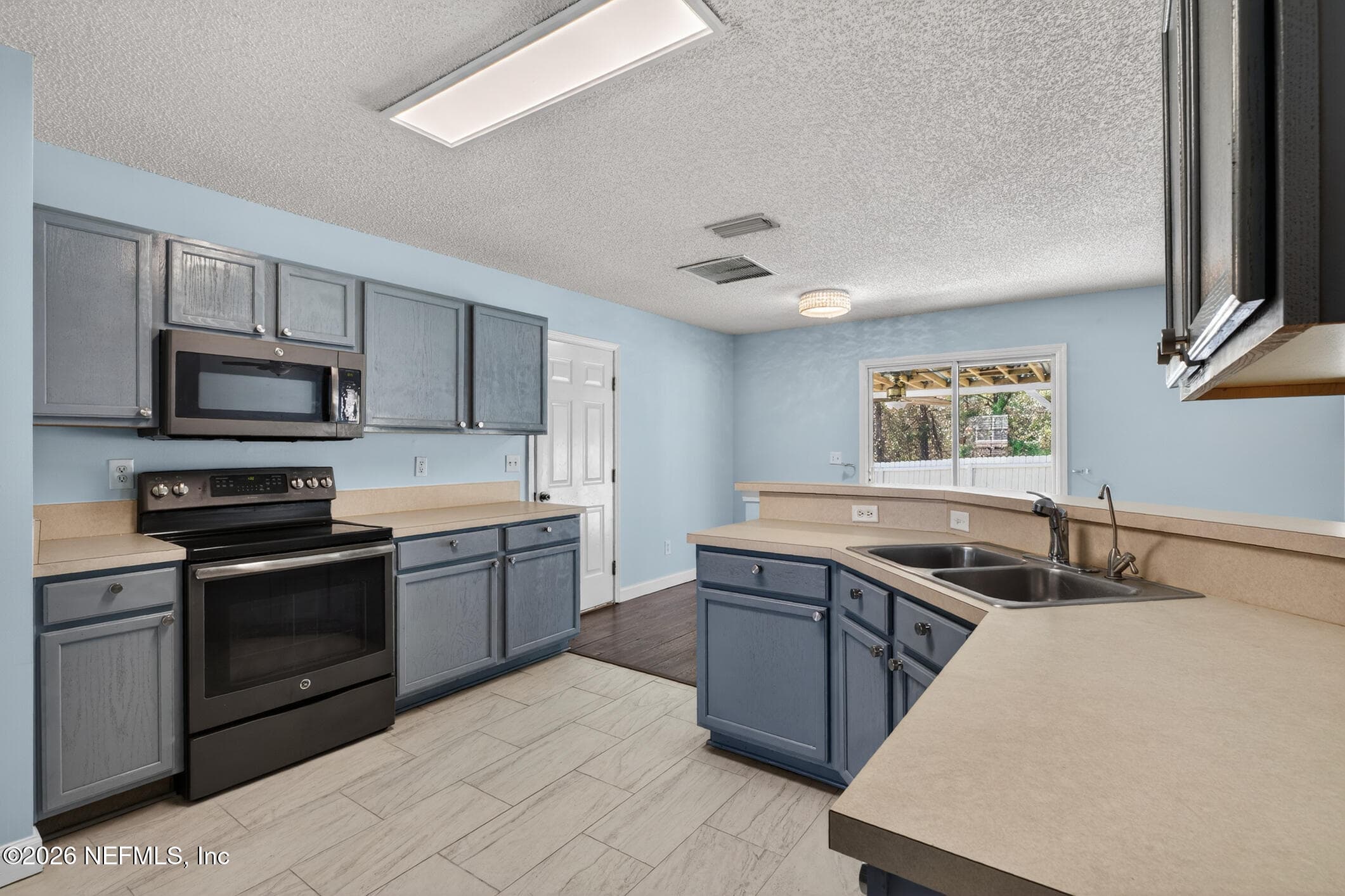 Photo 17 of 2978 RAVINE HILL Drive, Middleburg, FL 32068