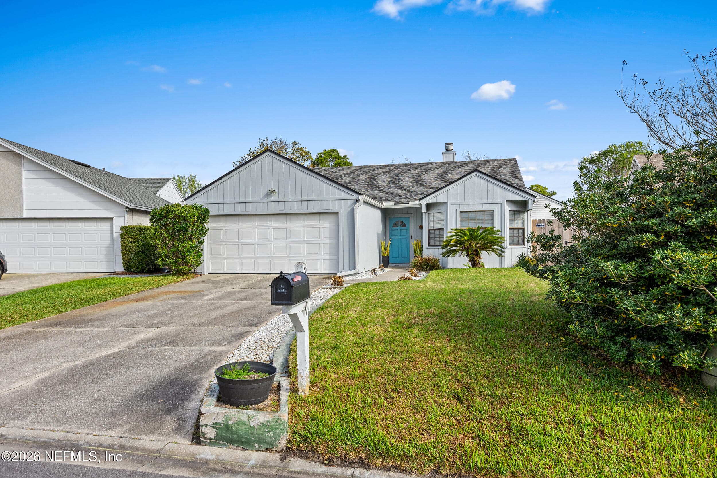 Photo 2 of 2209 TWIN PINES Circle N, Jacksonville, FL 32246