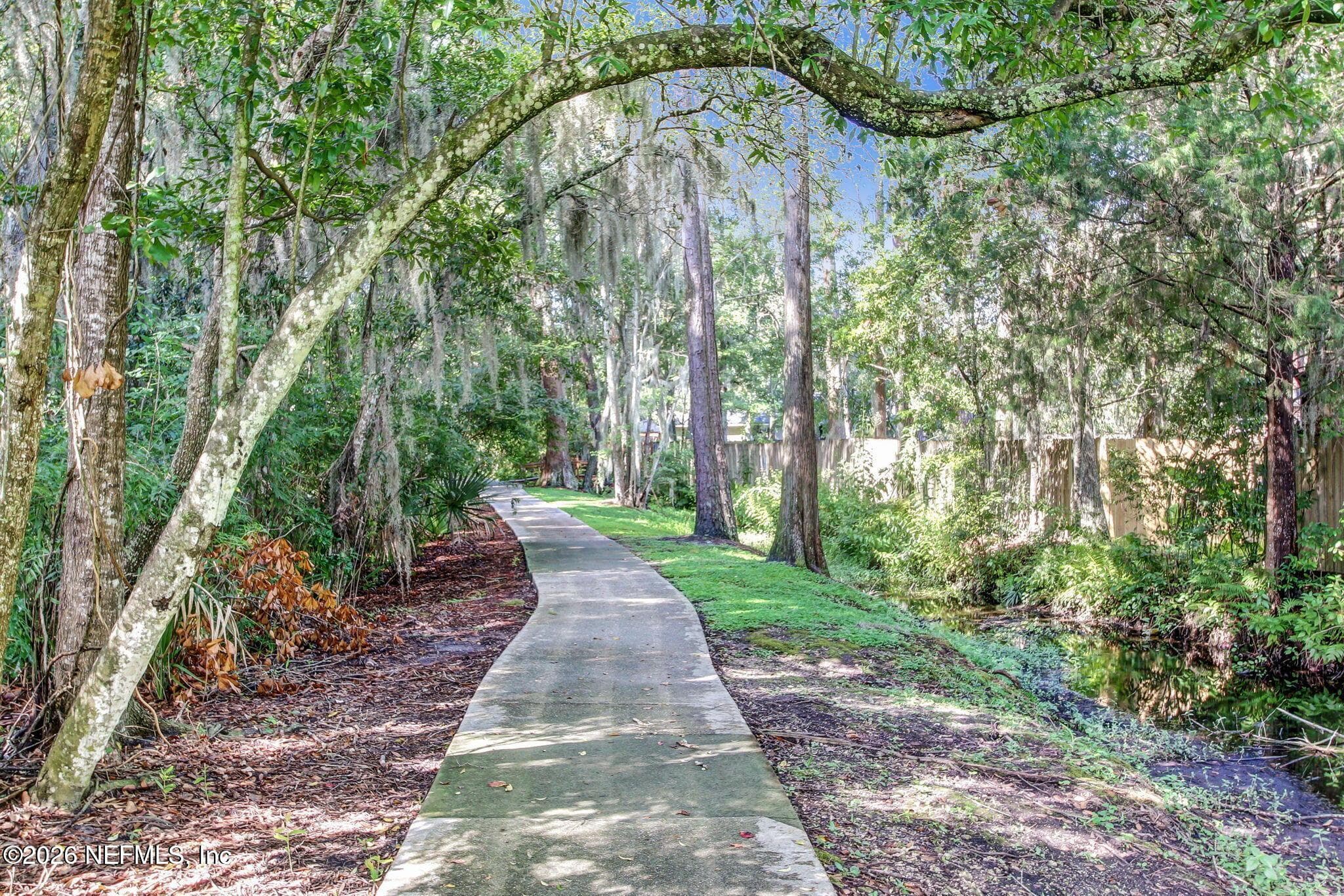 Photo 29 of 2209 TWIN PINES Circle N, Jacksonville, FL 32246