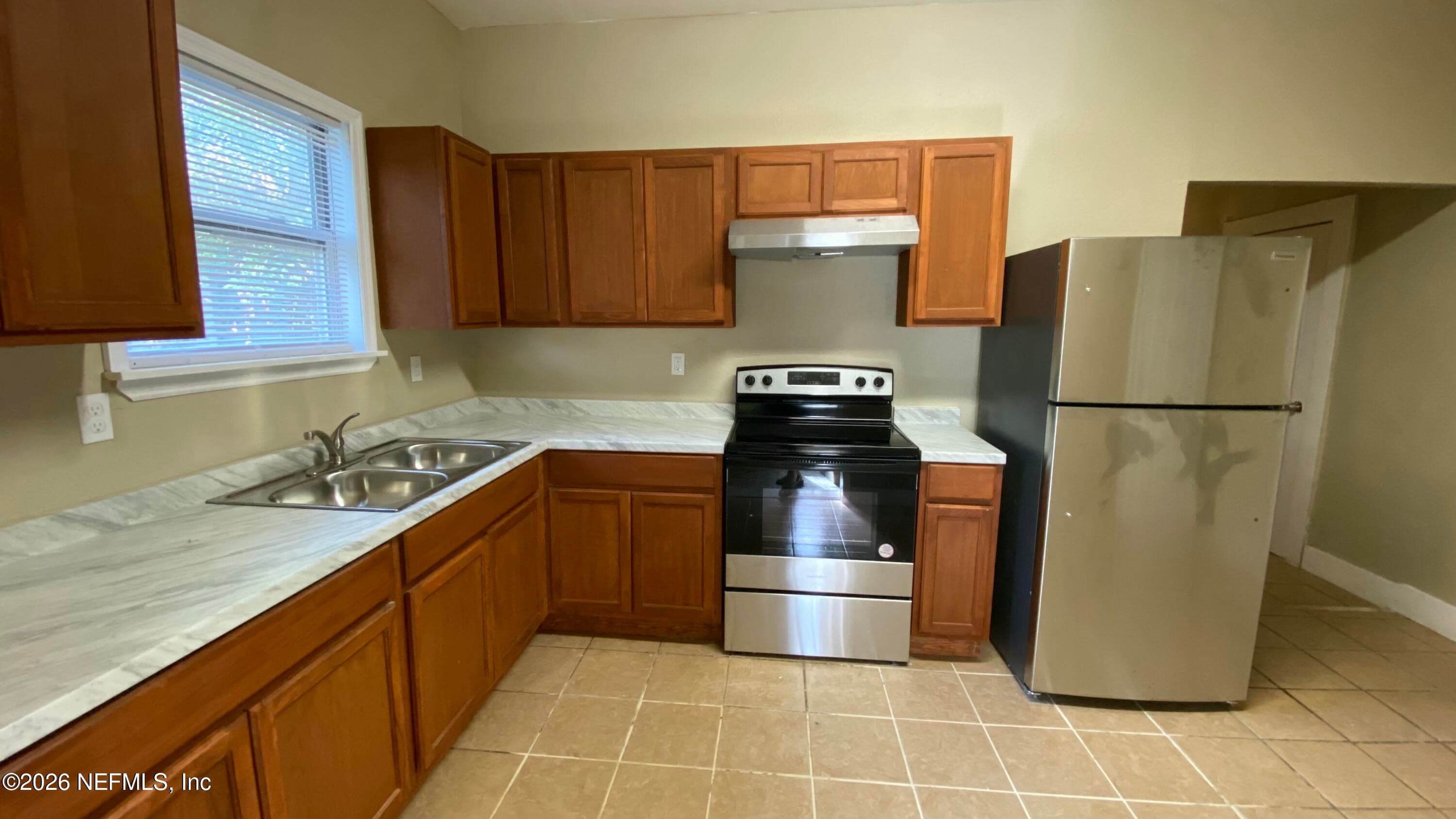 Photo 2 of 2962 SPENCER Street, Jacksonville, FL 32254