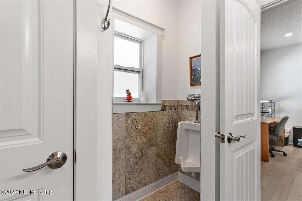 Photo 11 of 204 PALMETTO Avenue, Vilano Beach, FL 32084