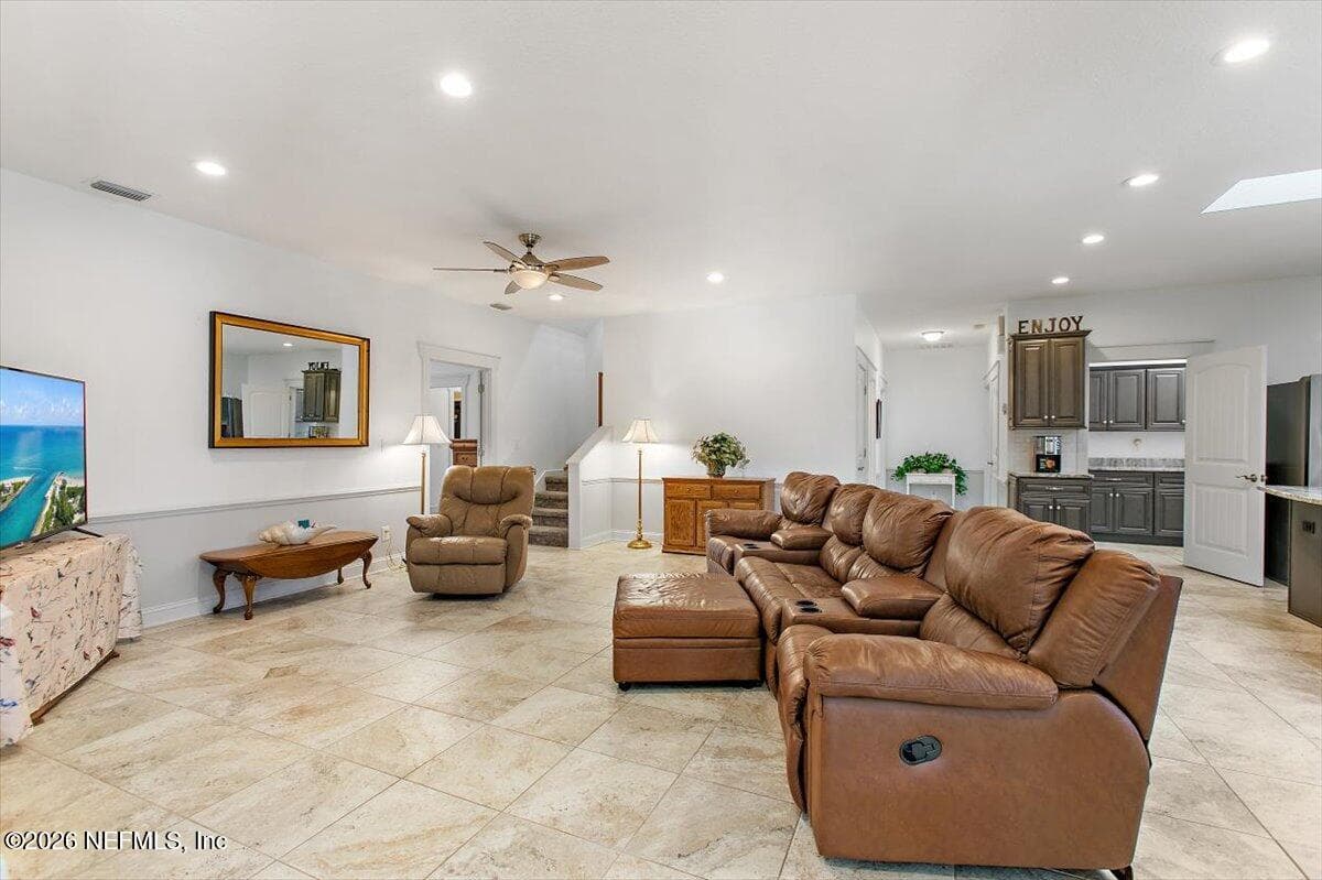 Photo 9 of 204 PALMETTO Avenue, Vilano Beach, FL 32084
