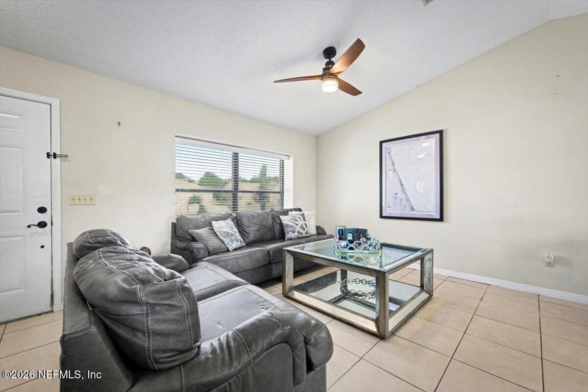Photo 21 of 109 CORAL REEF Court N, Palm Coast, FL 32137