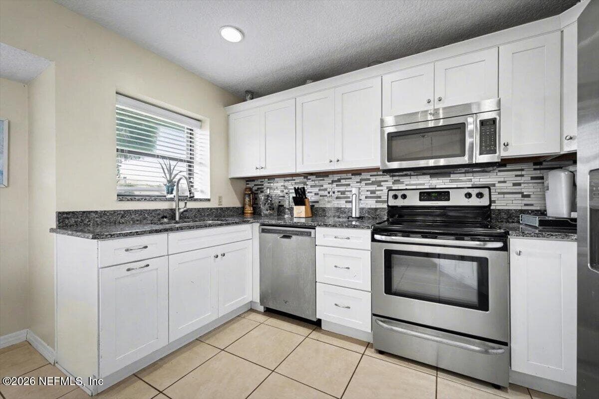 Photo 24 of 109 CORAL REEF Court N, Palm Coast, FL 32137